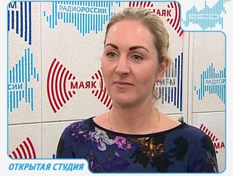 Открытая студия. Эфир от 14.11.2017 Гость: исполнитель русских песен и романсов Полина Замкова