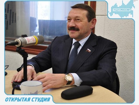 Открытая студия. Эфир от 26.04.2018 Тема: день парламентаризма с Геннадием Скляром