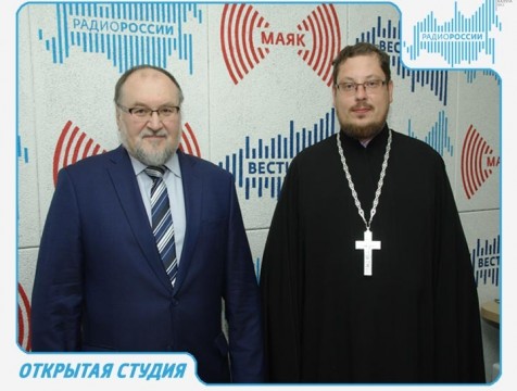 Открытая студия. Эфир от 27.10.17 Тема: выставка-ярмарка «Мир и клир»