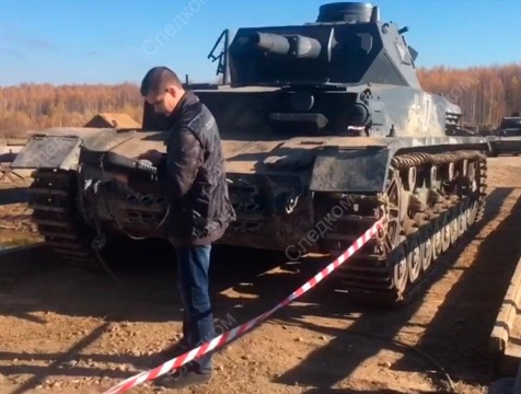 Каскадер попал под гусеницы танка на съемках фильма «Ильинский рубеж»