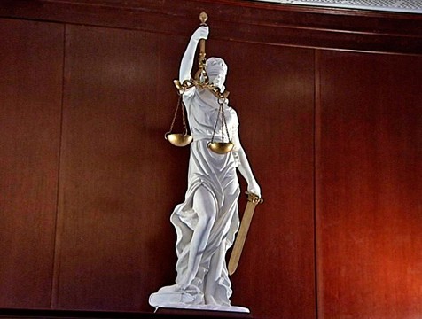 Мигранты-разбойники получили 17 лет тюрьмы на двоих