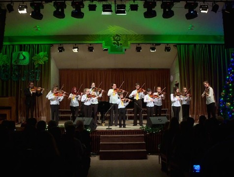 Педагогов школы имени Туликова поздравили с юбилеем учреждения