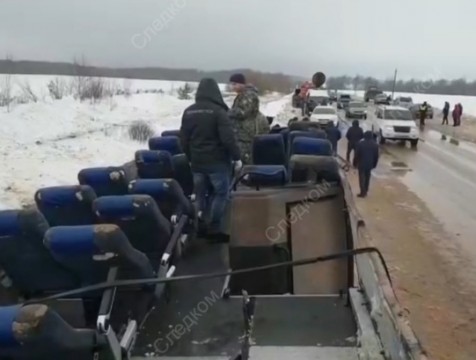 В ДТП с автобусом погибли трое детей и четверо взрослых