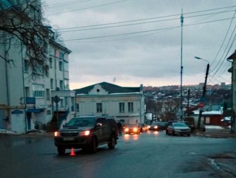 Пешехода сбили на перекрестке в Калуге
