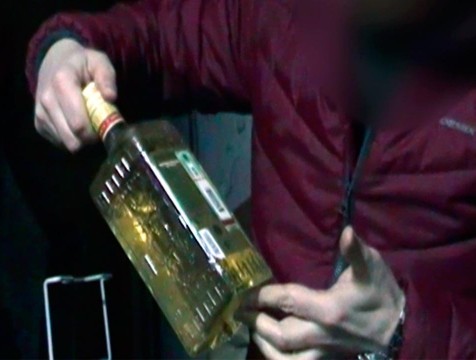 Полицейские изъяли 486 литров нелицензионного алкоголя