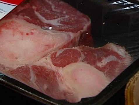 В мясе и молоке восьми калужских предприятий нашли сальмонеллу