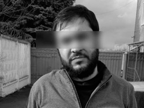Фальшивомонетчик попытался дать взятку полицейскому