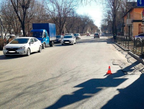 Пешехода сбили в центре Калуги, водитель скрылся