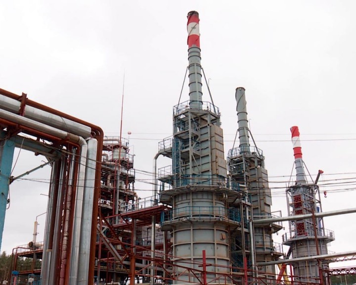 Нефтезавод0408.jpg