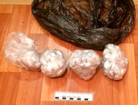 Иностранцы завезли в Калугу крупную партию героина
