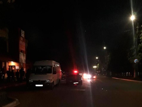 Пешеход погиб рядом с переходом в Людинове