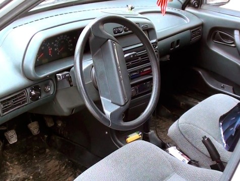 Бездомный заснул в угнанном авто