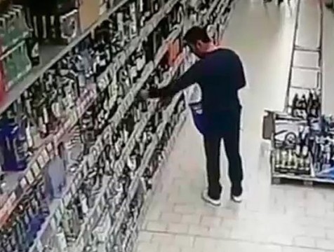 Команда приезжих похитила алкоголь на сумму 12 тысяч рублей