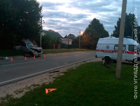 Два человека погибли на калужских дорогах за прошедшие сутки