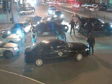 Любители танцев на дороге могут получить уголовную статью
