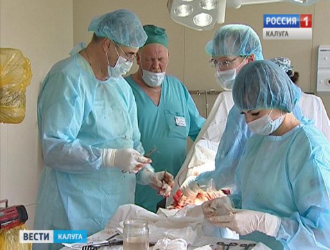 Калужские врачи научились проводить операции по эндопротезированию крупных суставов