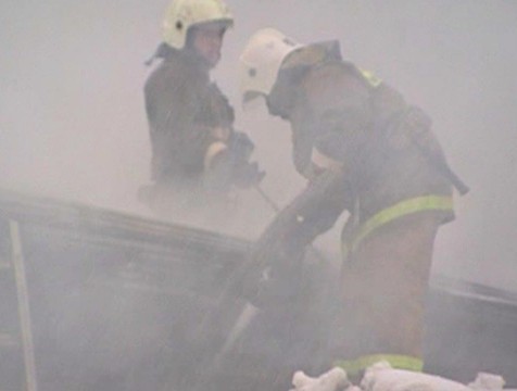 Пожар в жилом доме тушили около шести часов