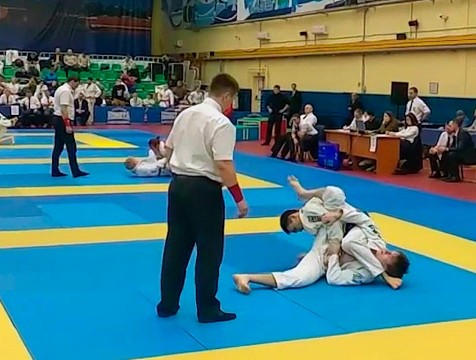 Калужские спортсмены завоевали четыре медали на Всероссийских соревнованиях по джиу-джитсу