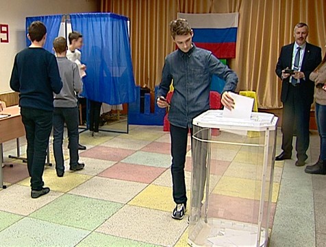 В Калуге выбирают школьную думу