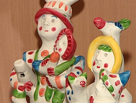 Разнообразие хлудневской игрушки представила в Доме мастеров Татьяна Полубинская