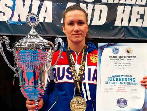 Чемпионкой мира по кикбоксингу стала калужанка Ксения Мирошниченко