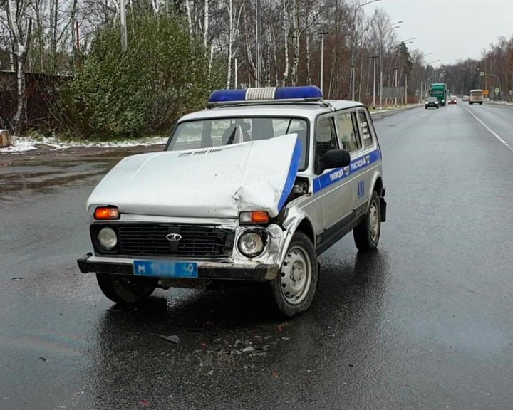 дтп-полицейчкая-машина.jpg