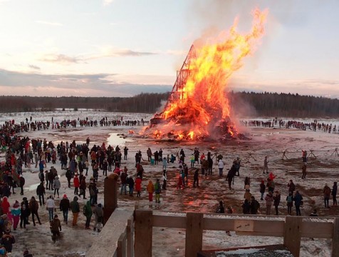 На Масленицу в арт-парке в Дзержинском районе будут «жечь мосты»