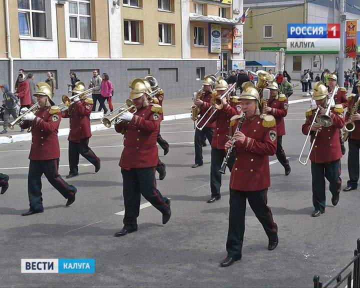 ПарадМЧС1-0430.jpg