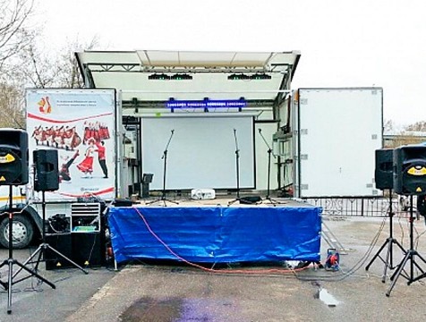 Калужская область до конца года получит 8 передвижных культурных центров