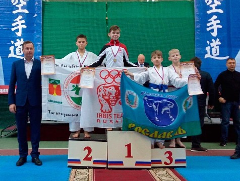 Людиновцы привезли медали с первенства Орла по карате