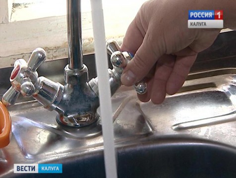 Ветерану ВОВ ко Дню Победы провели водопровод