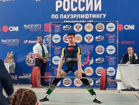 Илья Маричев установил новый рекорд России в тяге штанги