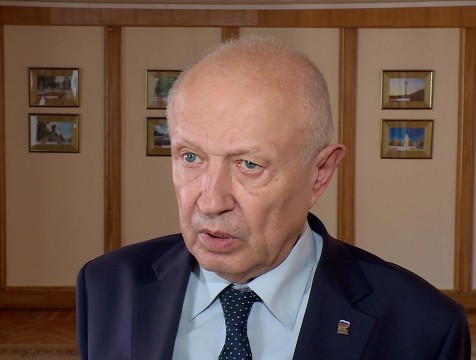 Виктор Бабурин: возможно одной недели карантинных каникул будет недостаточно