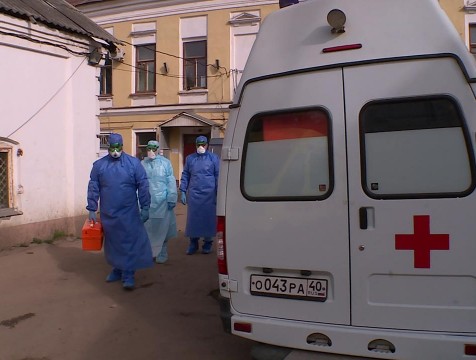 До пяти раз за смену выезжает калужская скорая к потенциально заражённым коронавирусом