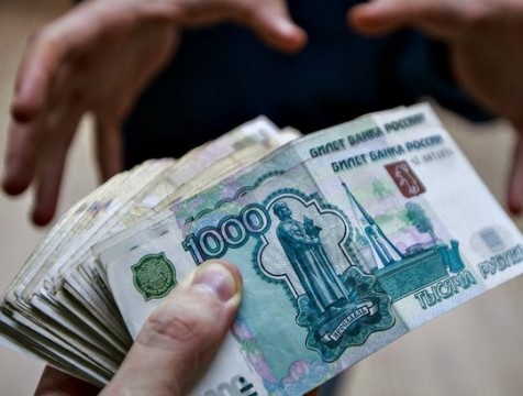 Калужский оперативник попал под подозрение в получении взятки