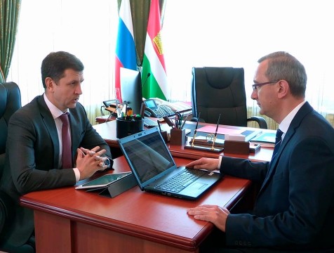 Глава региона поручил исключить сбои в системе «Сетевой город»