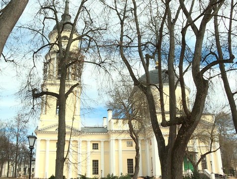Воздух в Калуге прогреется днем до 12 градусов