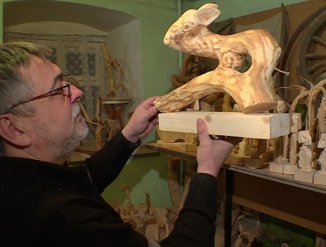 В коллекции мастера корнепластики Кочубея более 3000 лесных скульптур