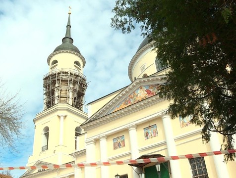 Храмы закрывают для прихожан по предписанию Роспотребнадзора