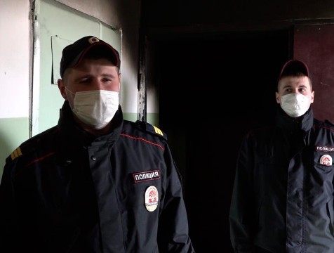 Полицейские спасли на пожаре двух жителей Обнинска