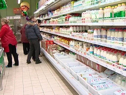 Калужские магазины запаслись продуктами почти на месяц