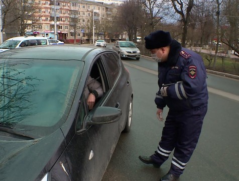 В апреле сотрудники ГИБДД остановили 40 нетрезвых водителей