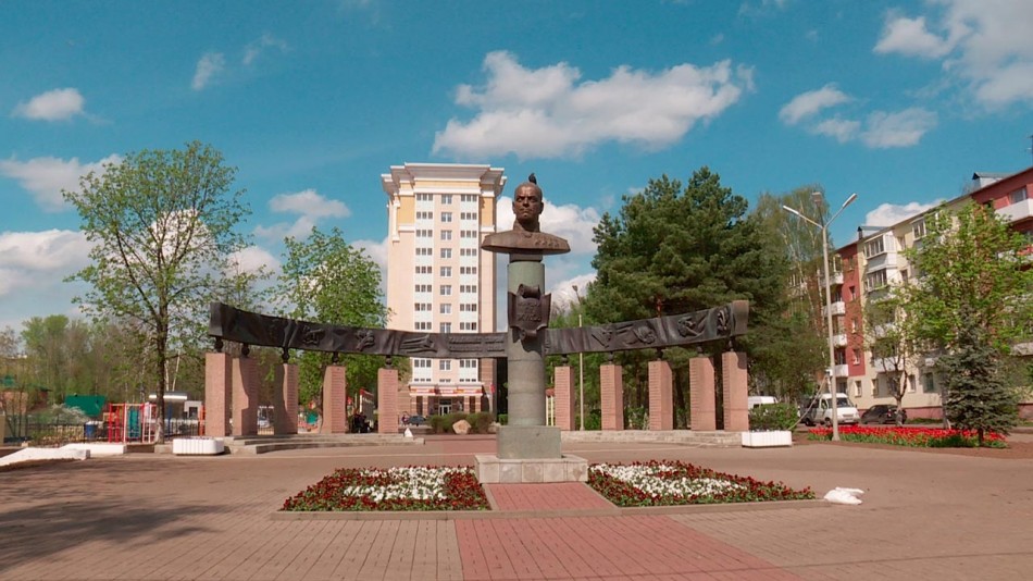 Сквер-Жукова1-0505.jpg