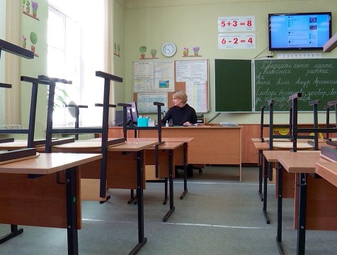 Дистанционные занятия вместо летних площадок предложат калужским школьникам
