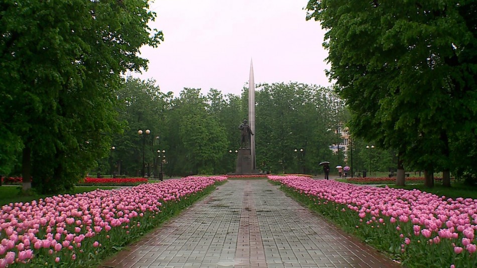 Сквер-мира-дождь-0529.jpg
