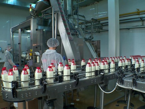 На молокозаводе в Боровском районе действуют меры тотальной дезинфекции