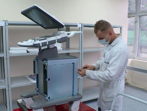 Шапша ознакомился с калужским производством современной медтехники