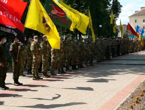 Более 400 поисковиков съехались на Вахту памяти в Людиновский район