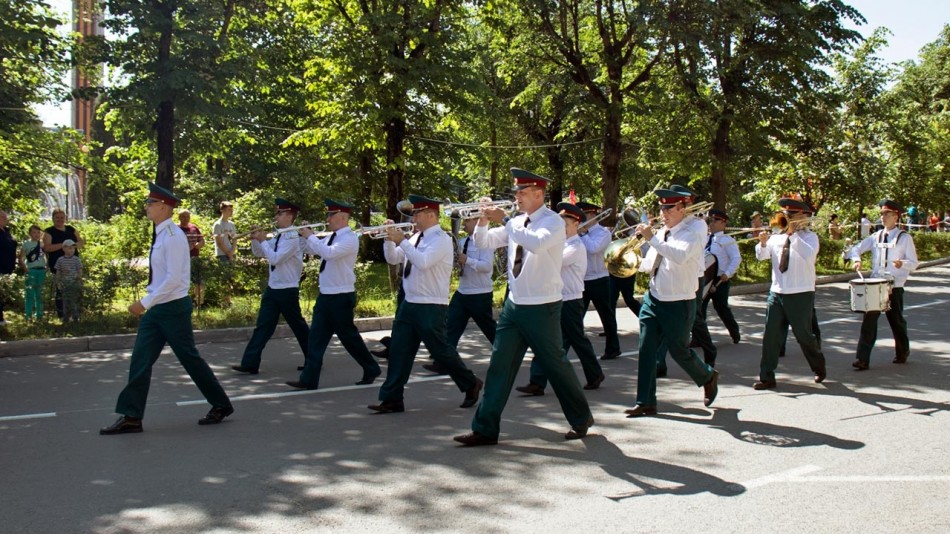 Парад1-0624.jpg