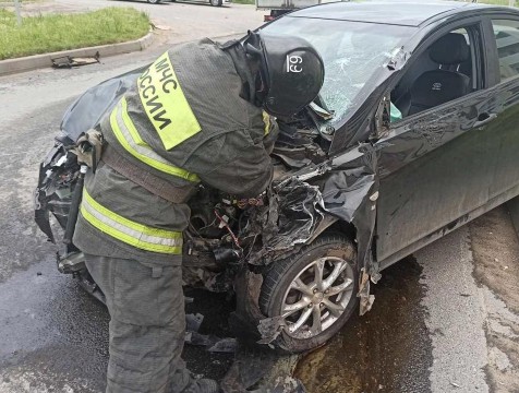 62-летний водитель попал в смертельное ДТП на Правобережье